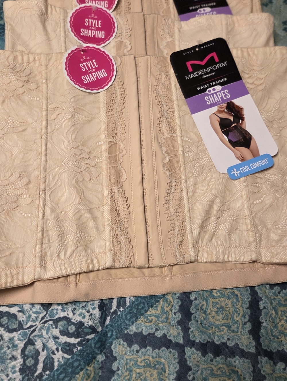 New Maidenform Shapes Waist Trainer in Nude Lace - Picture 3 of 9